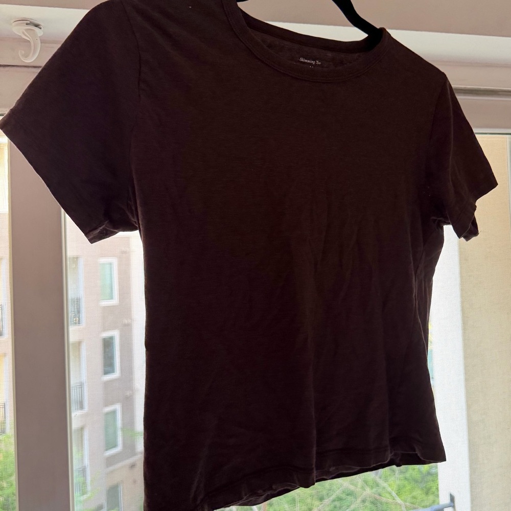 Abercrombie & Fitch Essential Polished Body-Skimming Tee - Picture 3 of 4